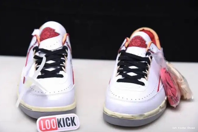 1st Kicks DJ4375-106 Retro 2 White SP Low Red Off-White Jordan 0501